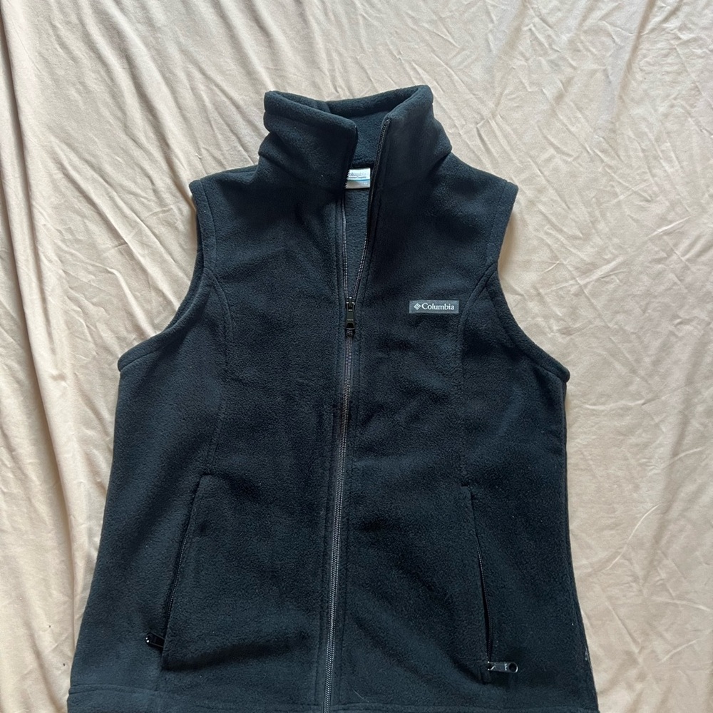 Columbia Women's Black Zip-Up Fleece Vest